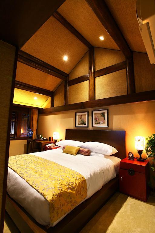 Renli Hotel Chengdu Exterior photo
