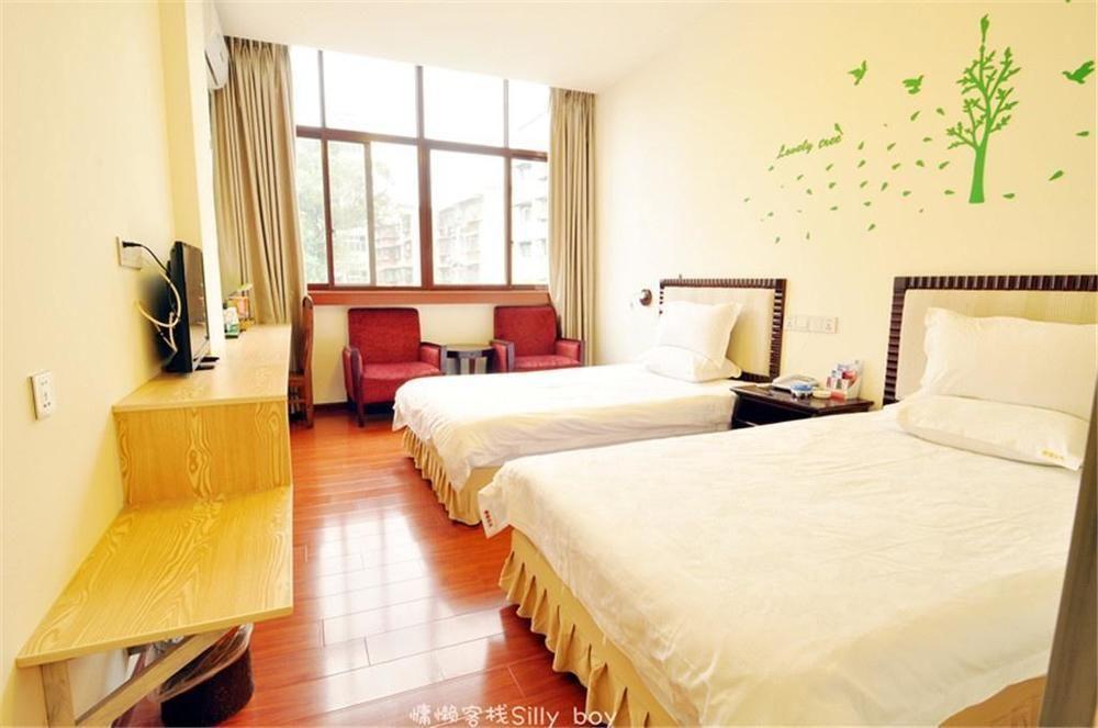Renli Hotel Chengdu Exterior photo