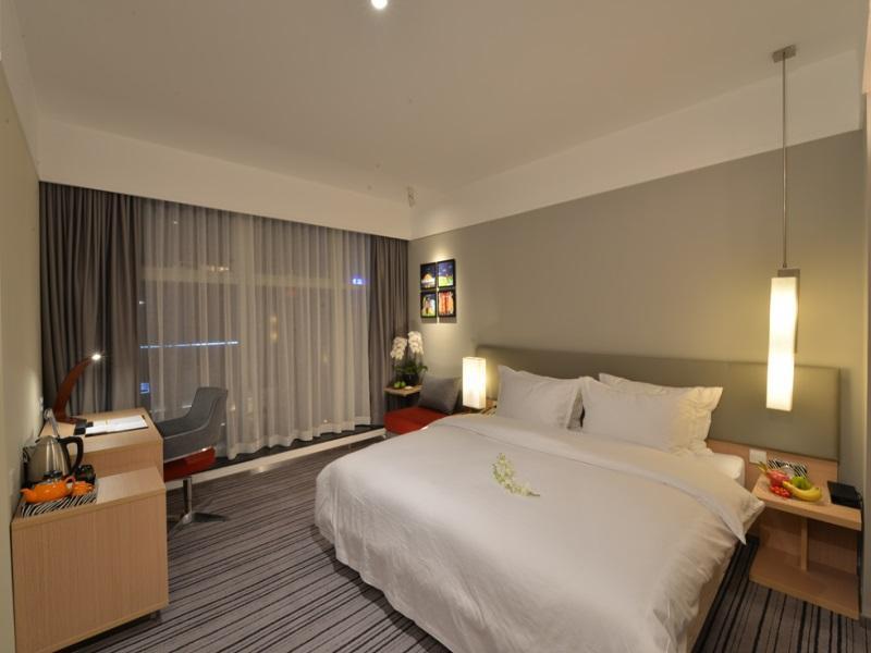 Renli Hotel Chengdu Exterior photo